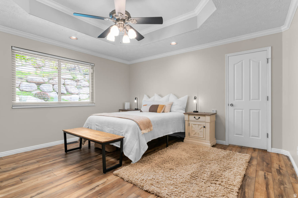 184 N WOOD HILL LN North Salt Lake, UT 84054