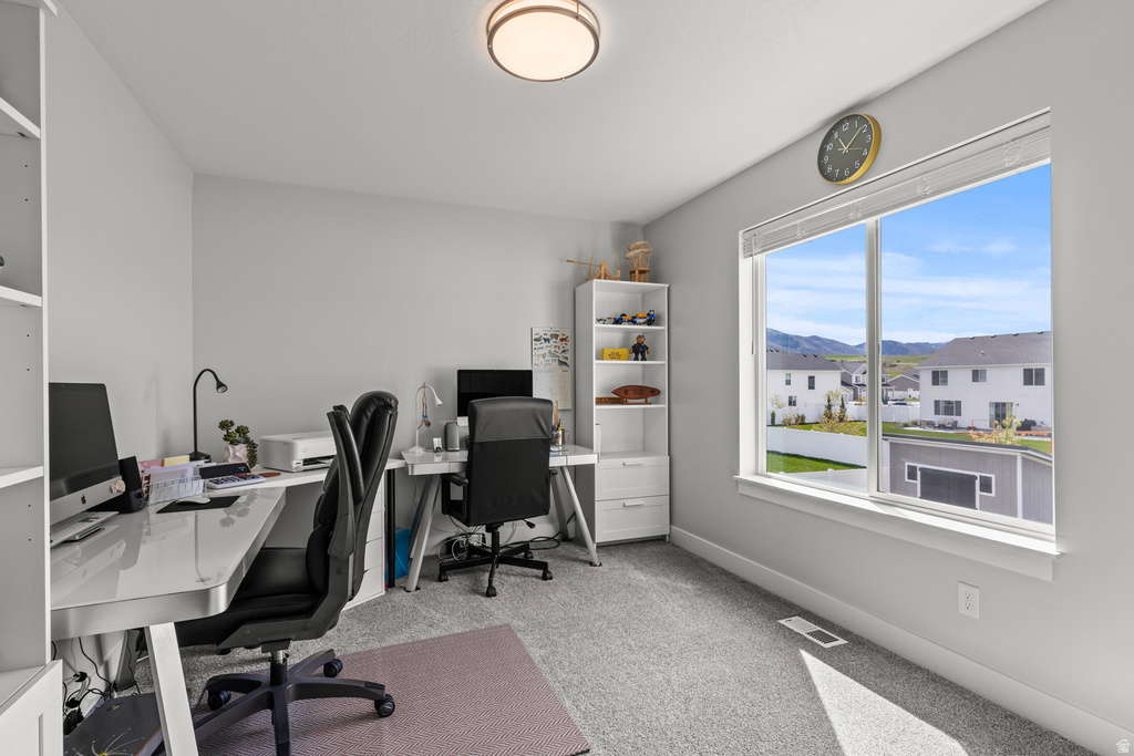 756 E 1100 S Hyrum, UT 84319