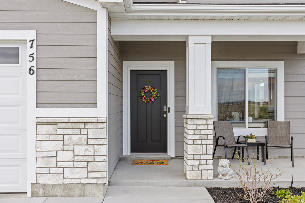 756 E 1100 S Hyrum, UT 84319