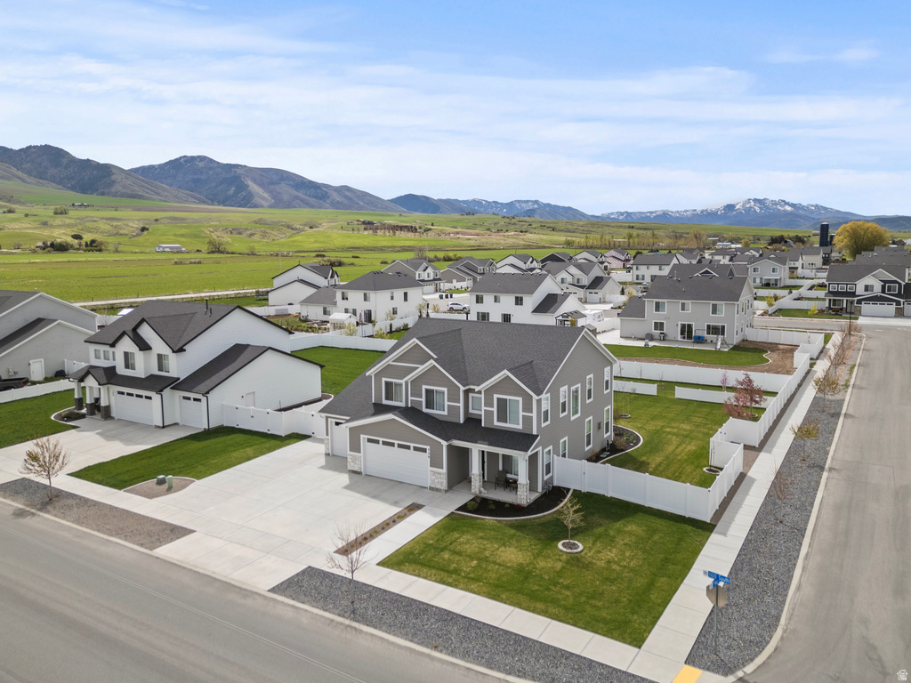 756 E 1100 S Hyrum, UT 84319