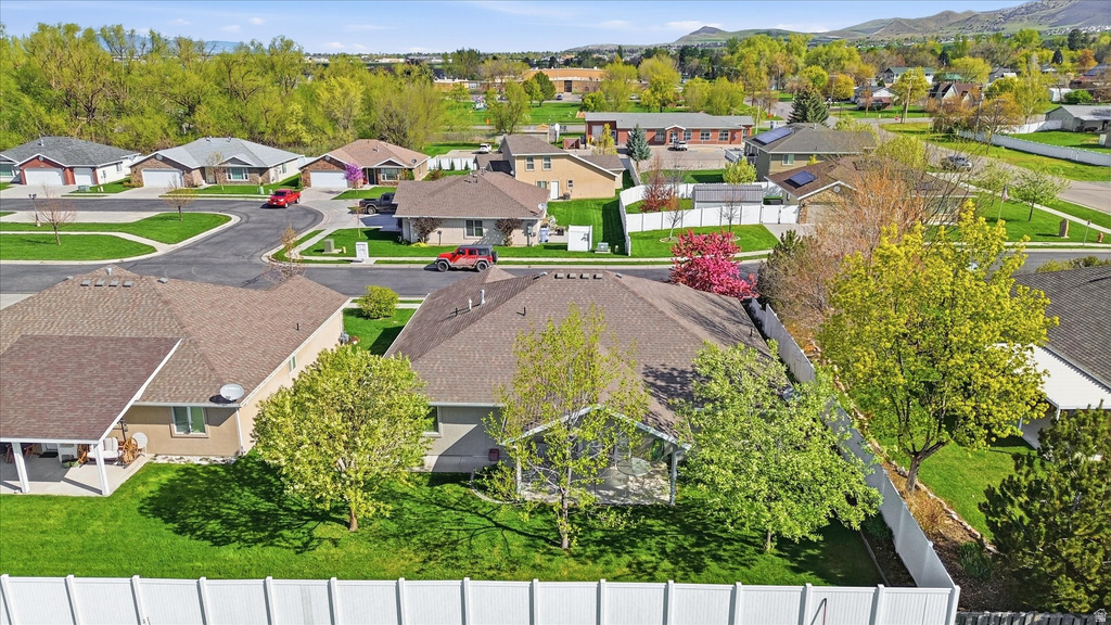 232 W 60 S Hyde Park, UT 84318