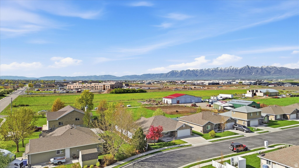 232 W 60 S Hyde Park, UT 84318