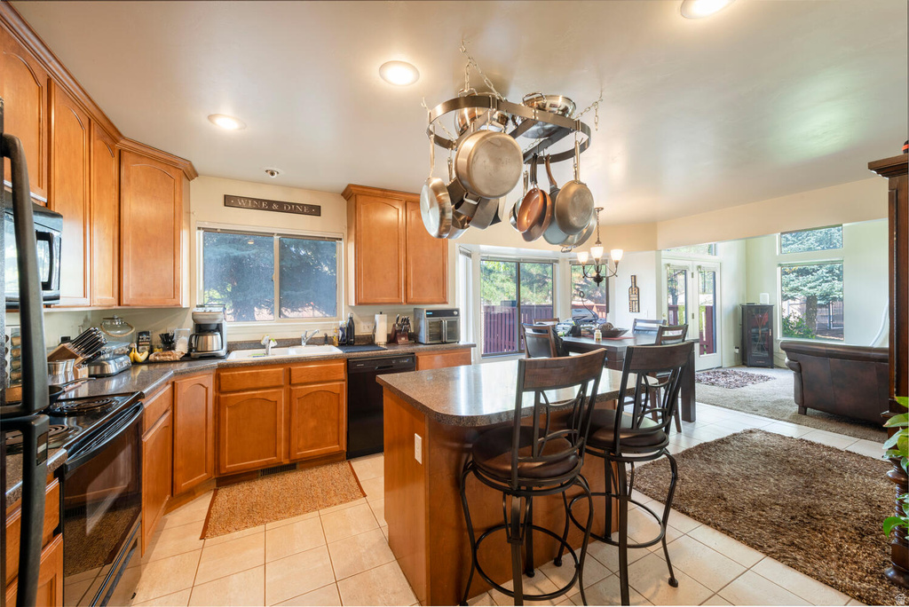 7456 SOUTHCREST CIR Midvale, UT 84047