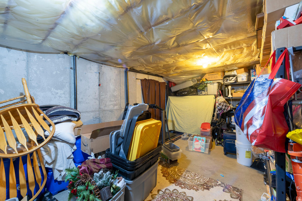 7456 SOUTHCREST CIR Midvale, UT 84047