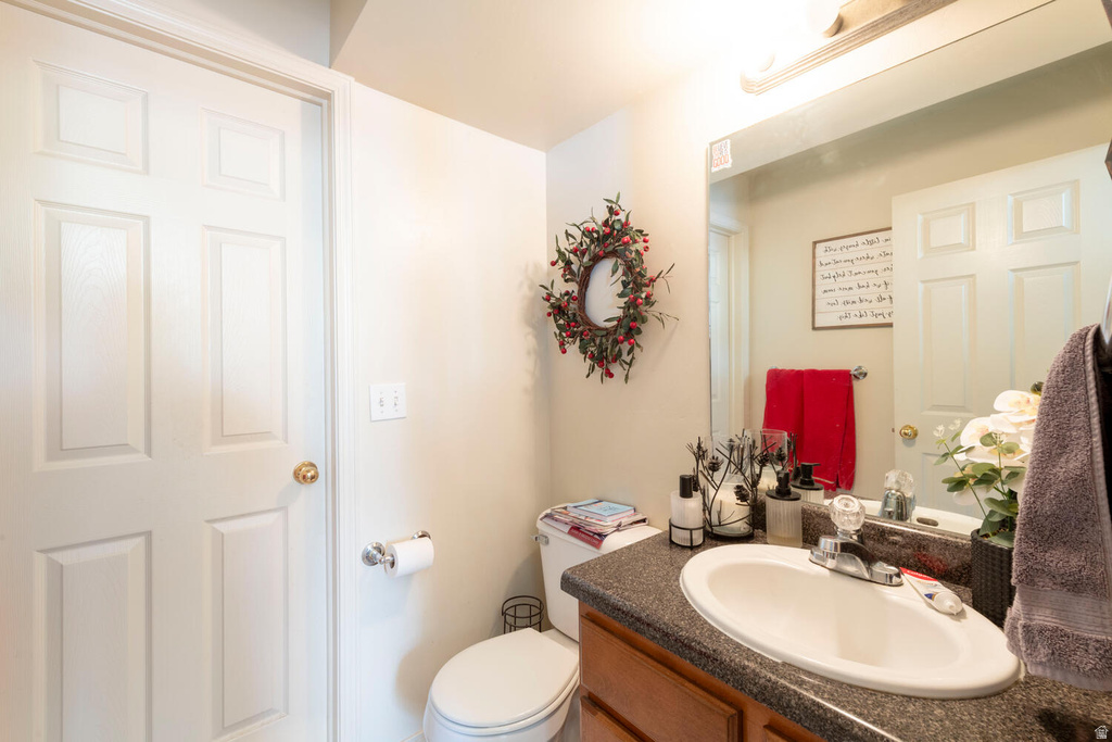 7456 SOUTHCREST CIR Midvale, UT 84047