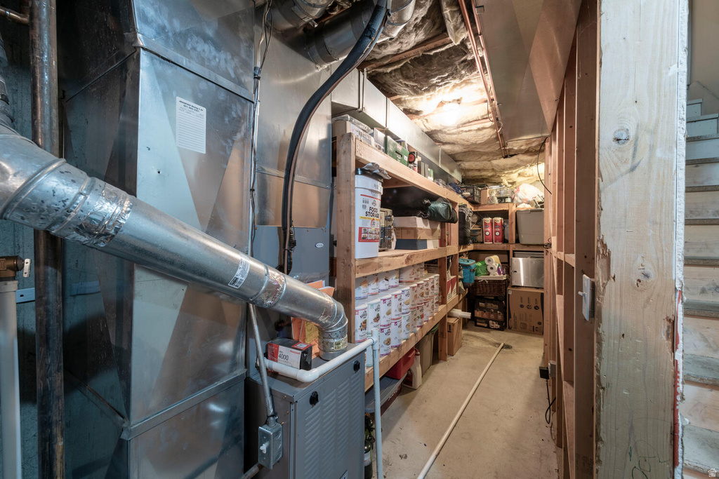 7456 SOUTHCREST CIR Midvale, UT 84047