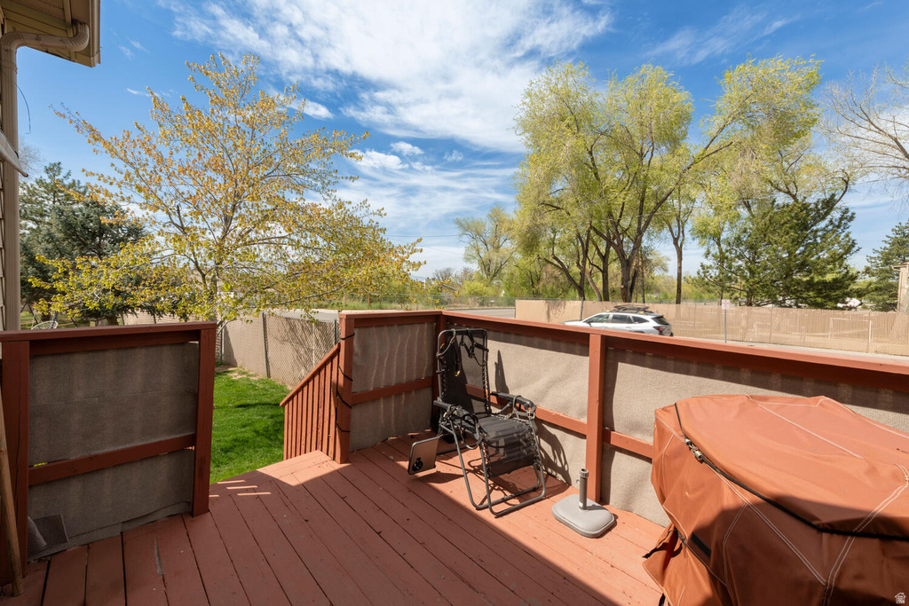 7456 SOUTHCREST CIR Midvale, UT 84047