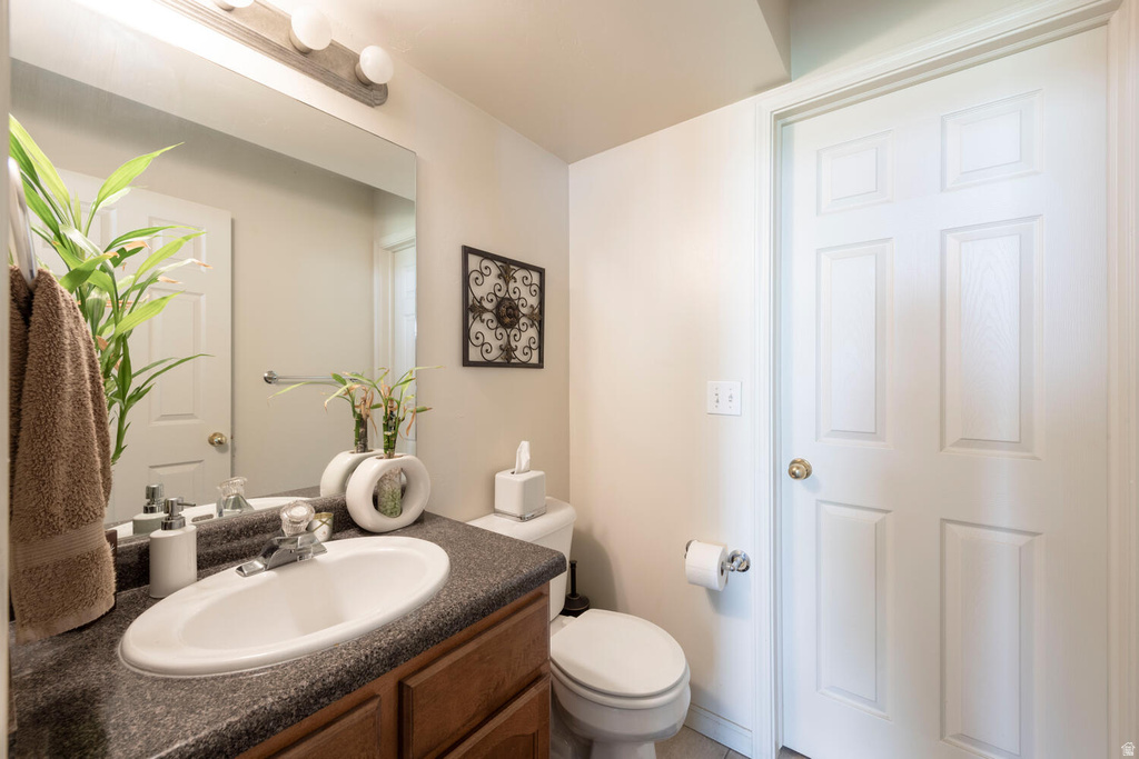 7456 SOUTHCREST CIR Midvale, UT 84047