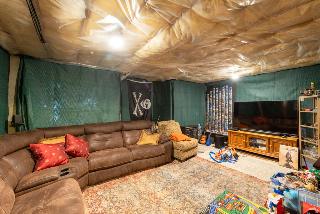 7456 SOUTHCREST CIR Midvale, UT 84047