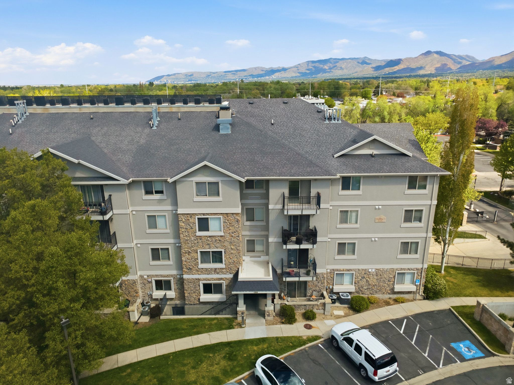 1205 E PRIVET DR #102 Cottonwood Heights, UT 84121