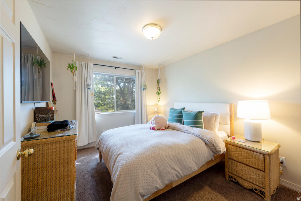 7496 SOUTHCREST CIR Midvale, UT 84047