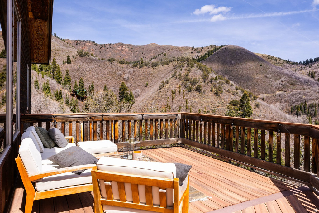 6298 E LEFTHAND FORK LN Emigration Canyon, UT 84108