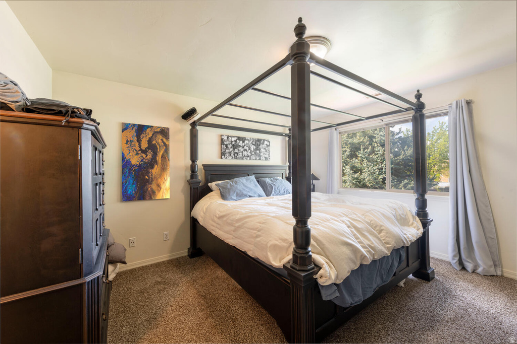 7490 SOUTHCREST CIR Midvale, UT 84047