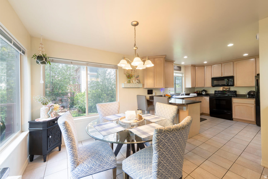 7490 SOUTHCREST CIR Midvale, UT 84047