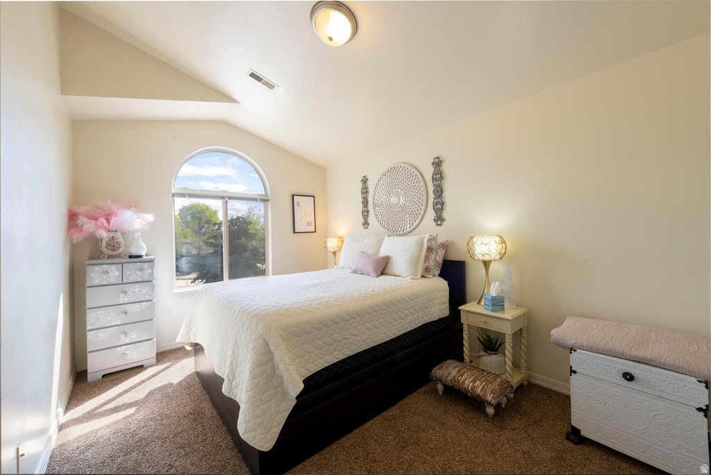 7490 SOUTHCREST CIR Midvale, UT 84047