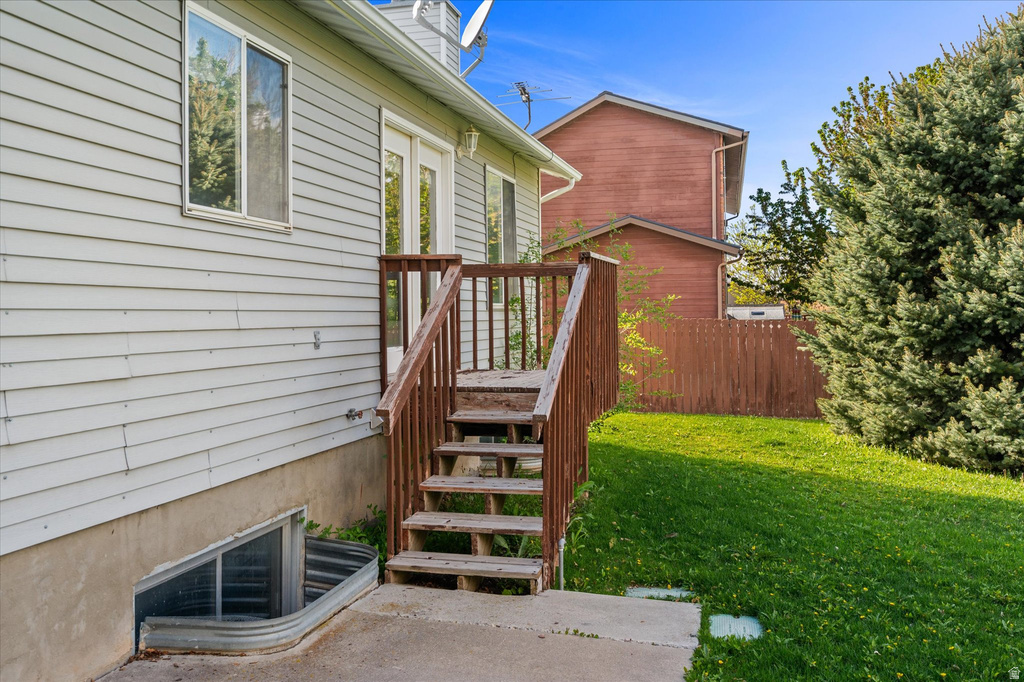 370 W 5600 S Washington Terrace, UT 84405