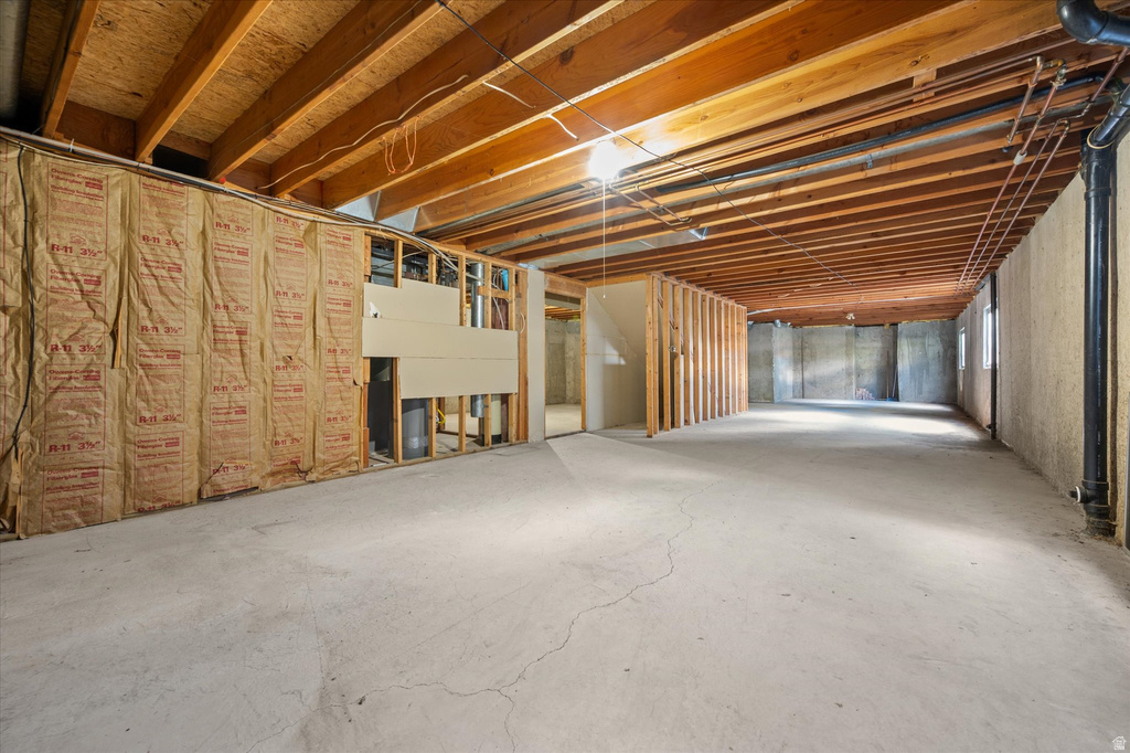 370 W 5600 S Washington Terrace, UT 84405