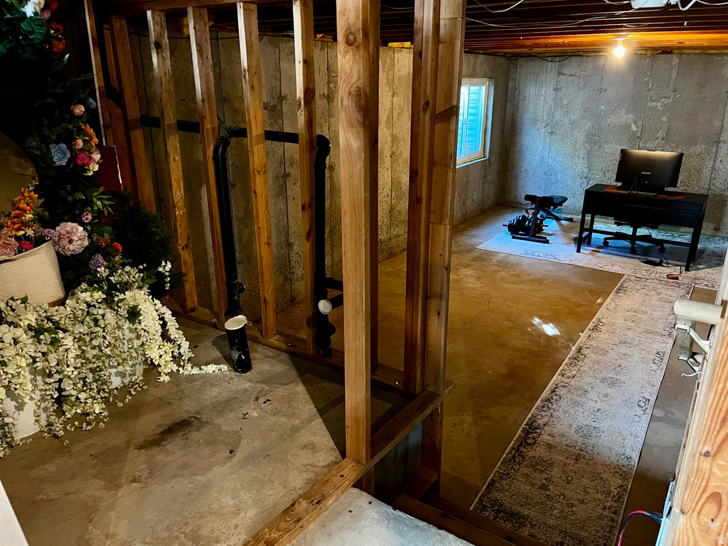 5466 W ARISTADA AVE West Jordan, UT 84081