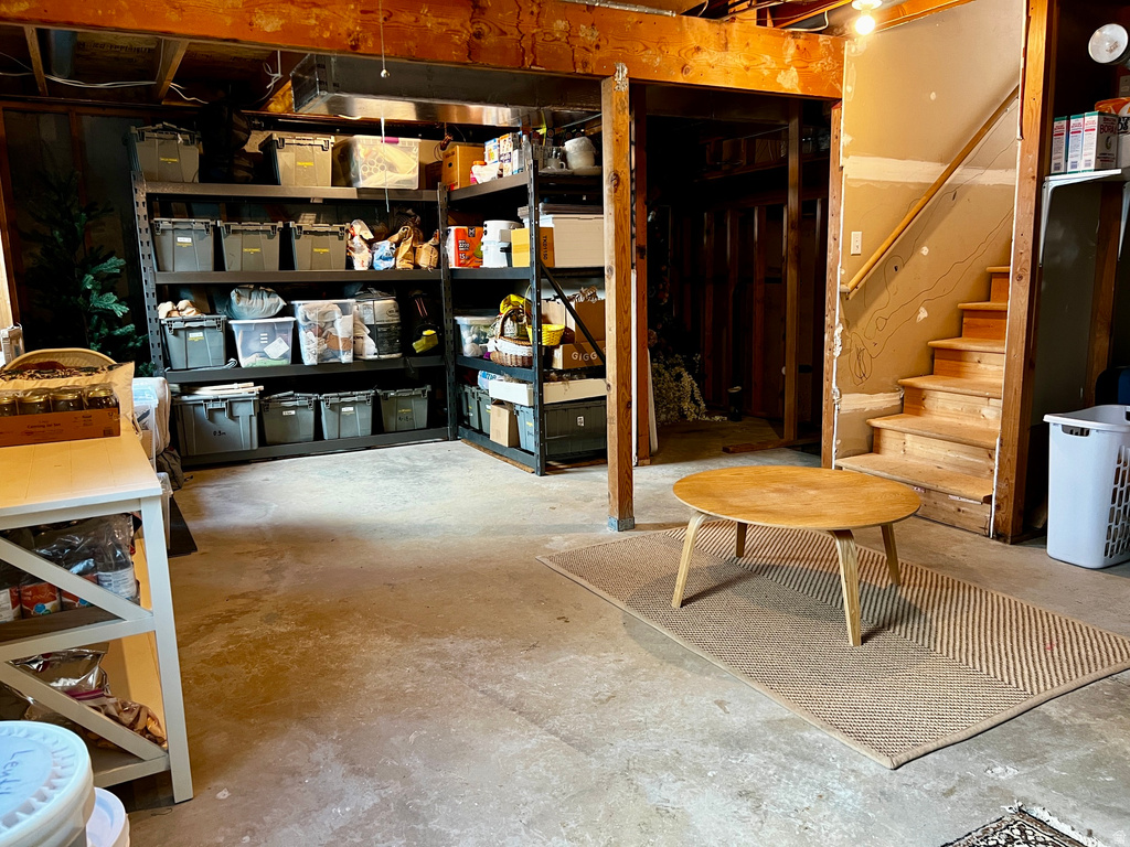 5466 W ARISTADA AVE West Jordan, UT 84081