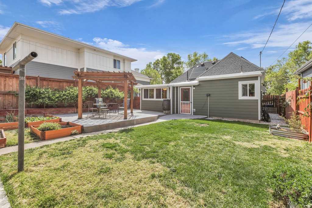 1131 E EMERSON AVE Salt Lake City, UT 84105