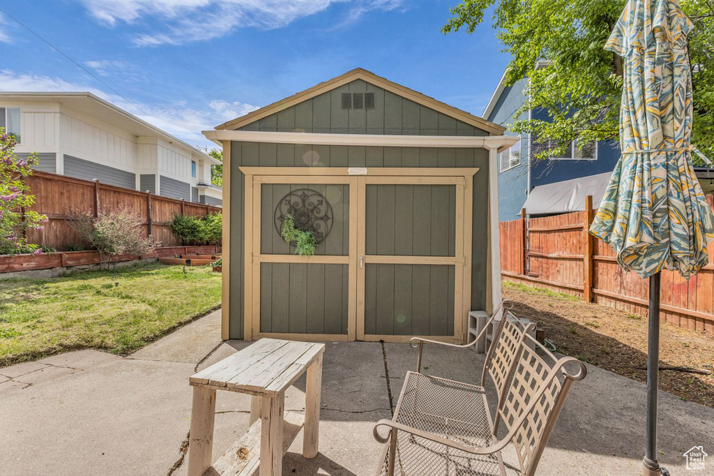 1131 E EMERSON AVE Salt Lake City, UT 84105