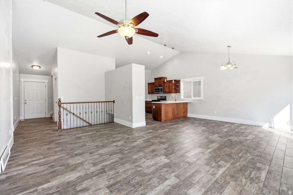 7884 N RUBY VALLEY DR Eagle Mountain, UT 84005