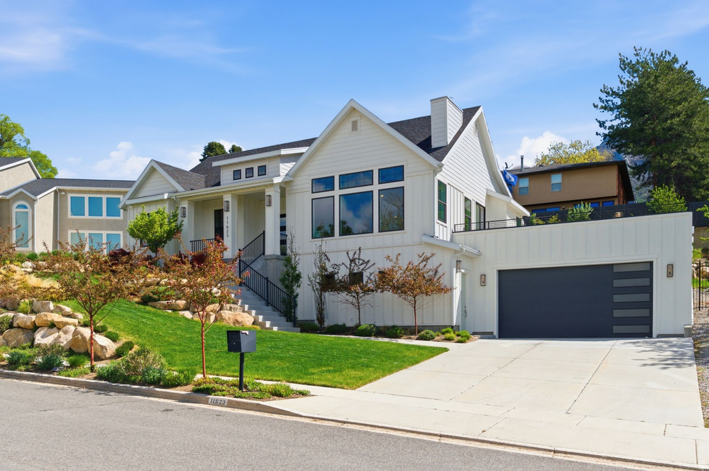 11623 S BROADVIEW WAY Sandy, UT 84092