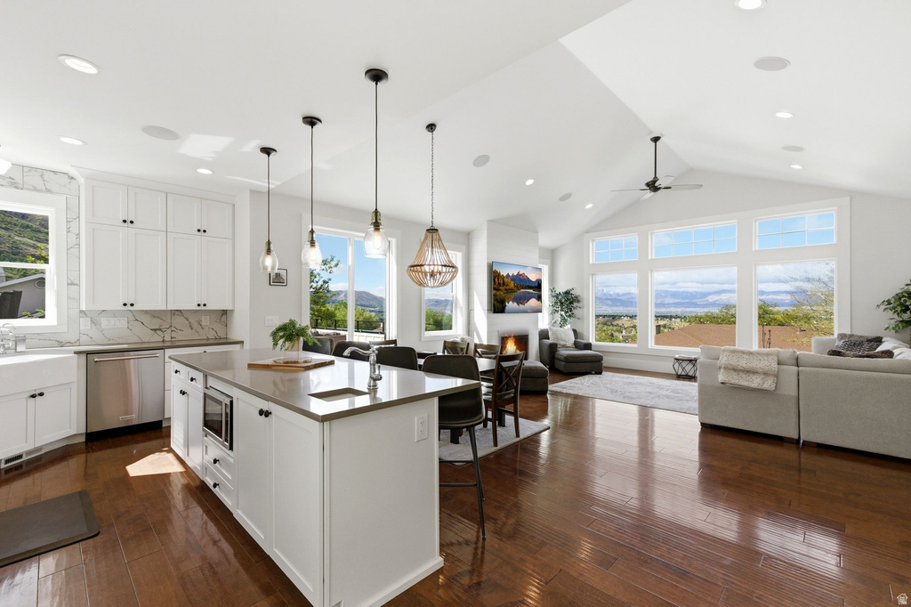 11623 S BROADVIEW WAY Sandy, UT 84092