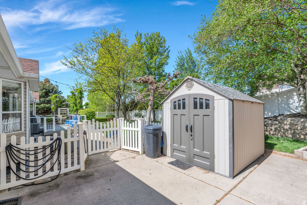 527 N 1180 E Pleasant Grove, UT 84062