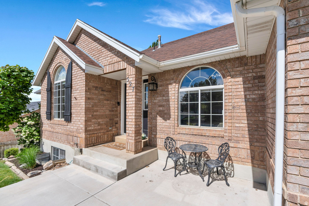 527 N 1180 E Pleasant Grove, UT 84062