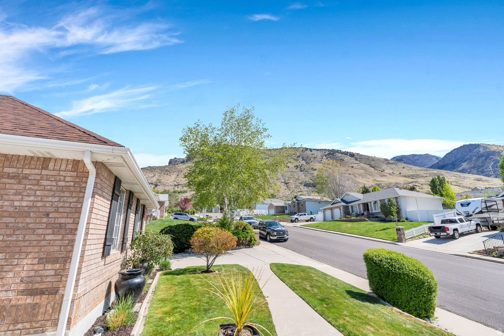 527 N 1180 E Pleasant Grove, UT 84062