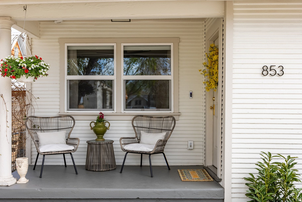 853 S LAKE ST Salt Lake City, UT 84105