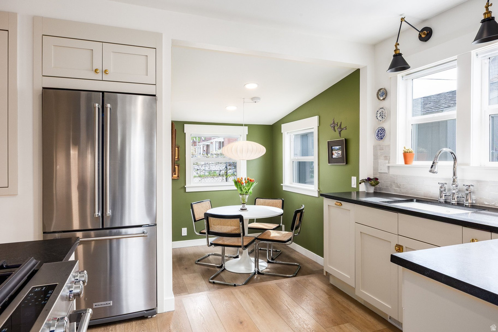 853 S LAKE ST Salt Lake City, UT 84105