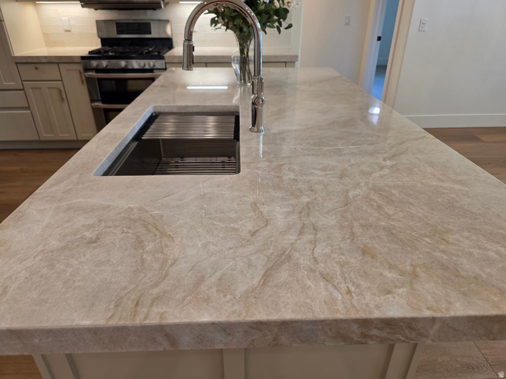 11176 S MIDAS TRAIL RD South Jordan, UT 84095