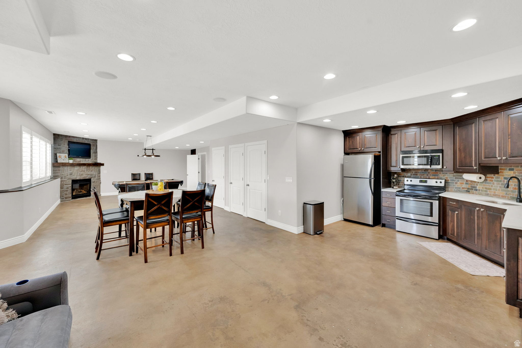 10257 S MCKINLEY PARK LN South Jordan, UT 84095