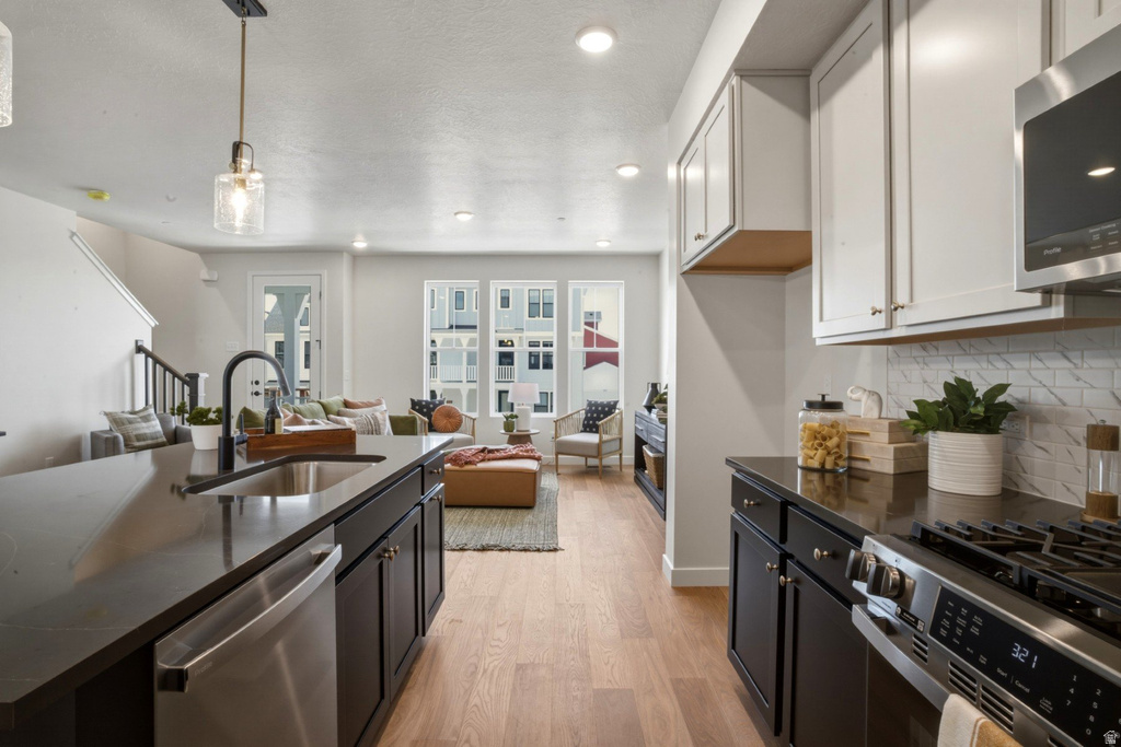 5067 W RAMBUTAN WAY South Jordan, UT 84009