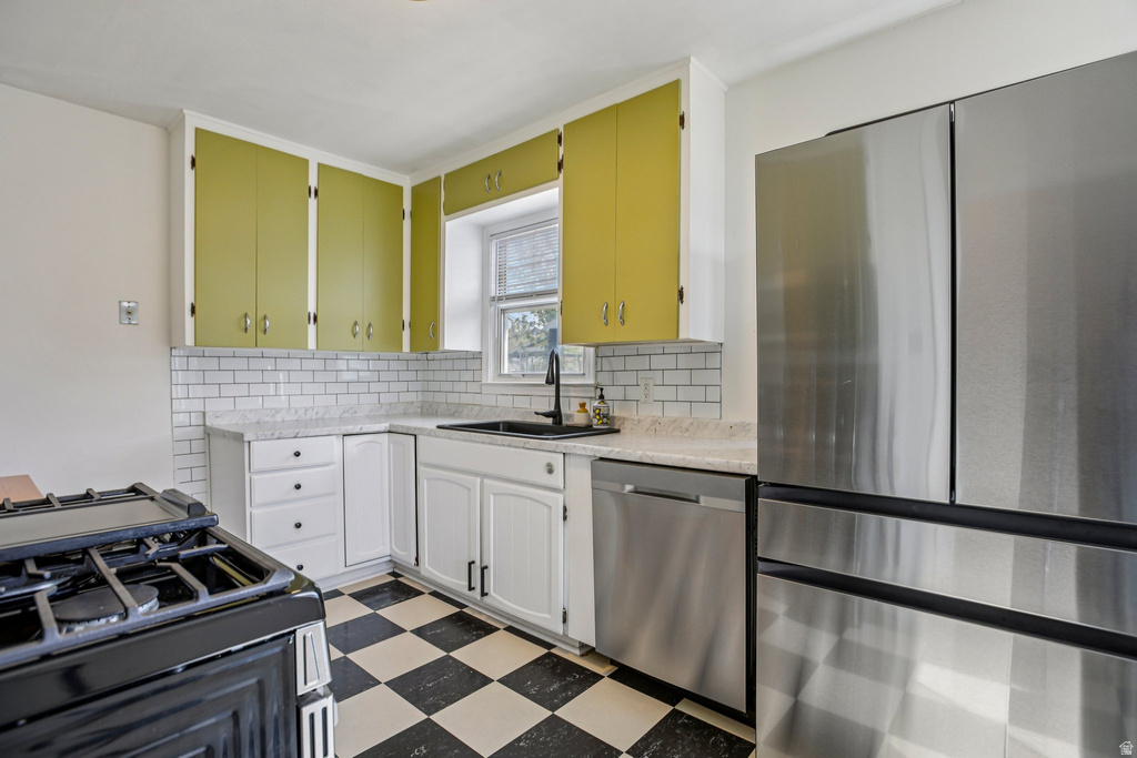 849 W MONTAGUE AVE Salt Lake City, UT 84104