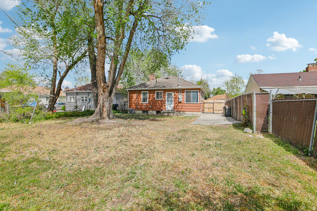 849 W MONTAGUE AVE Salt Lake City, UT 84104