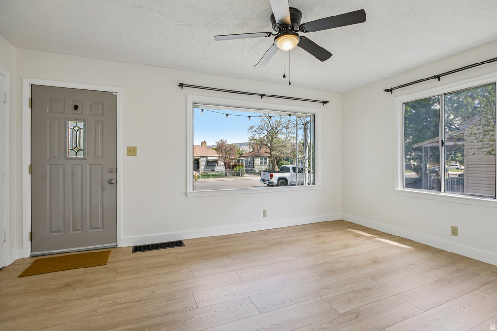 849 W MONTAGUE AVE Salt Lake City, UT 84104