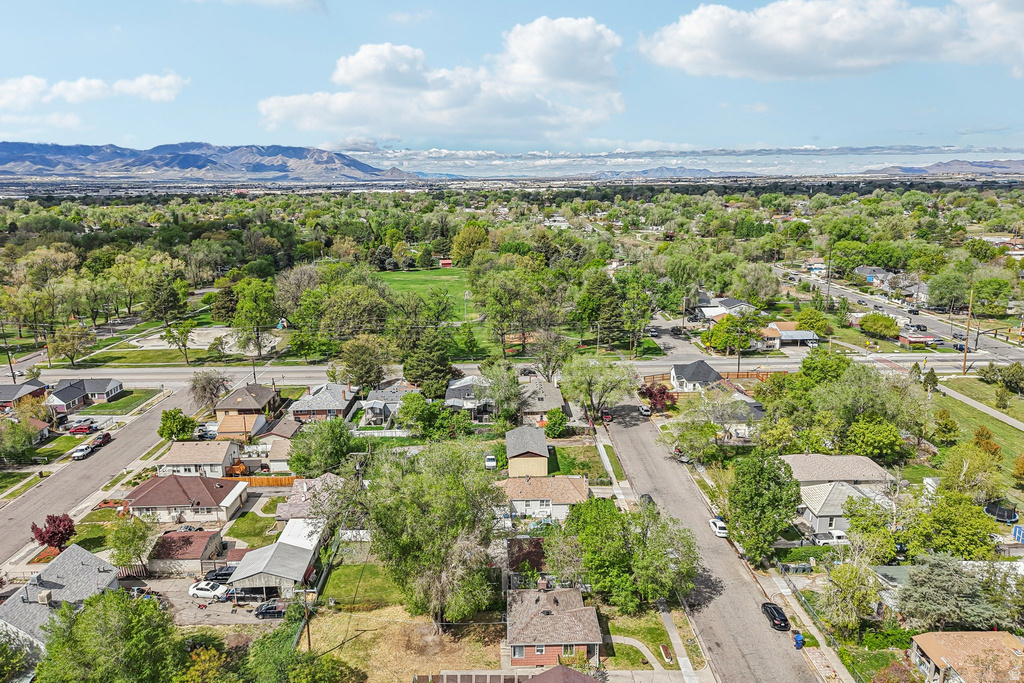 849 W MONTAGUE AVE Salt Lake City, UT 84104