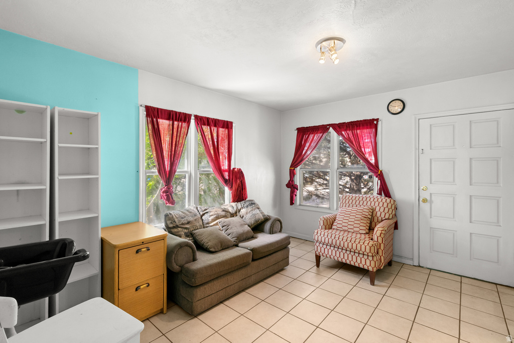 24 E LOUISE AVE South Salt Lake, UT 84115