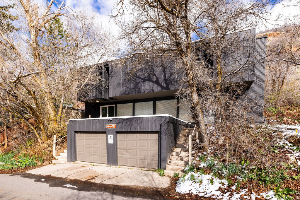 6715 E QUARTER MILE RD Salt Lake City, UT 84108