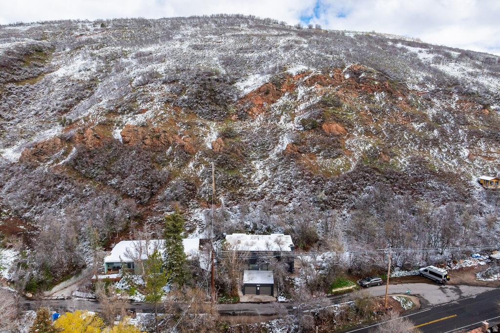 6715 E QUARTER MILE RD Salt Lake City, UT 84108