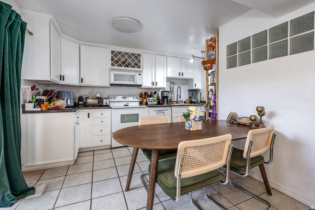 6715 E QUARTER MILE RD Salt Lake City, UT 84108