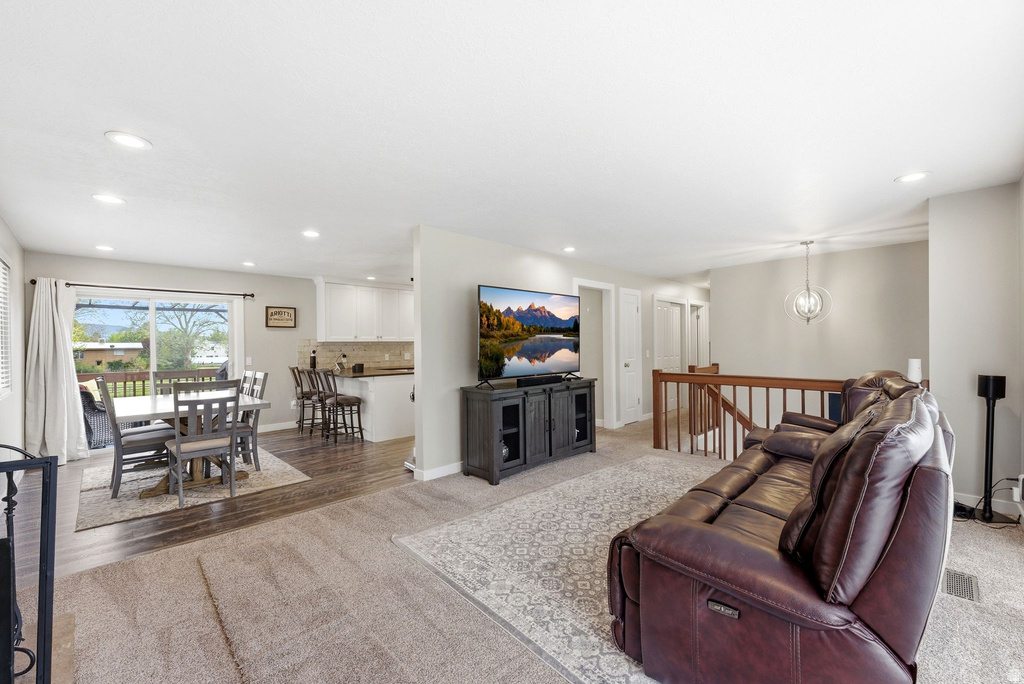 257 W 1125 N Centerville, UT 84014