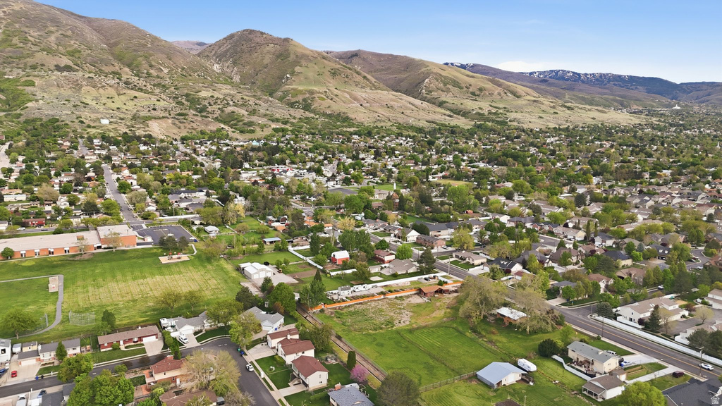 257 W 1125 N Centerville, UT 84014