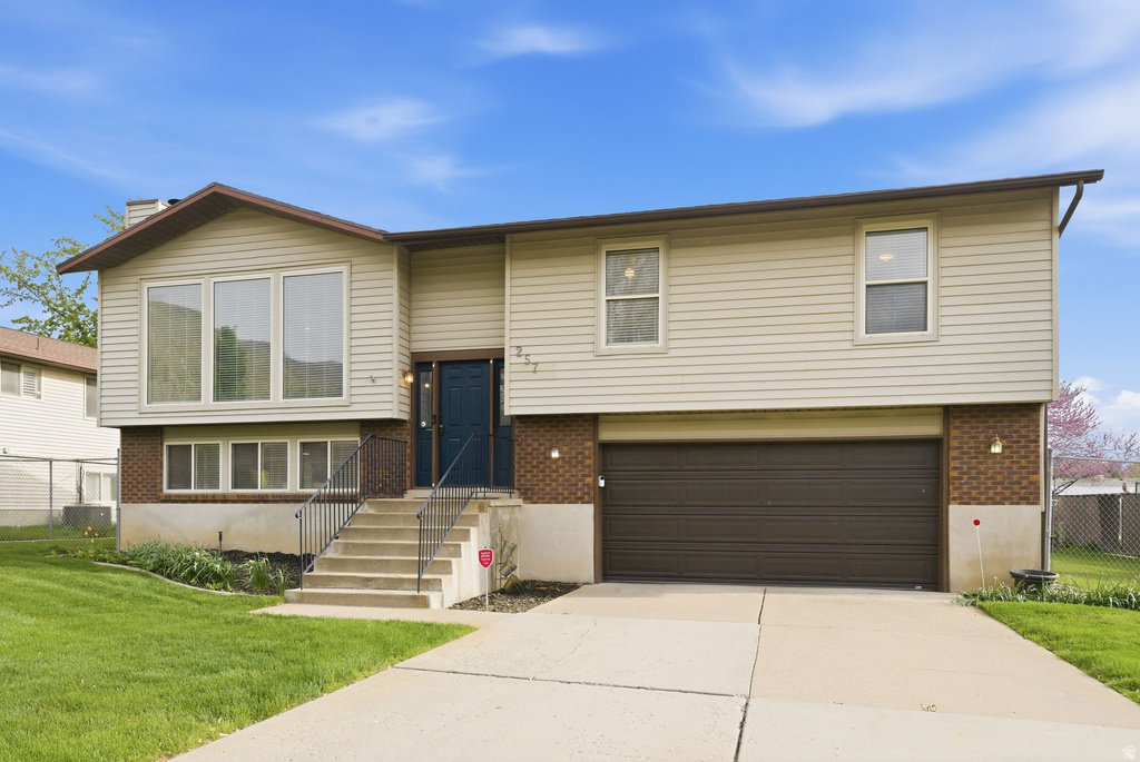 257 W 1125 N Centerville, UT 84014