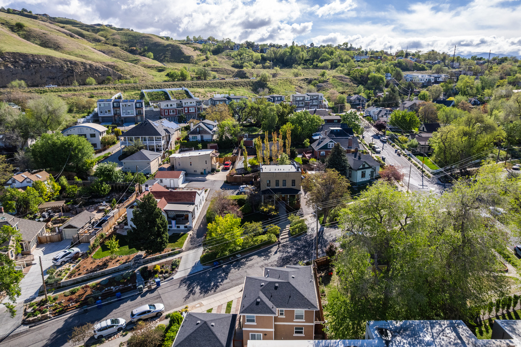 667 N WALL ST Salt Lake City, UT 84103