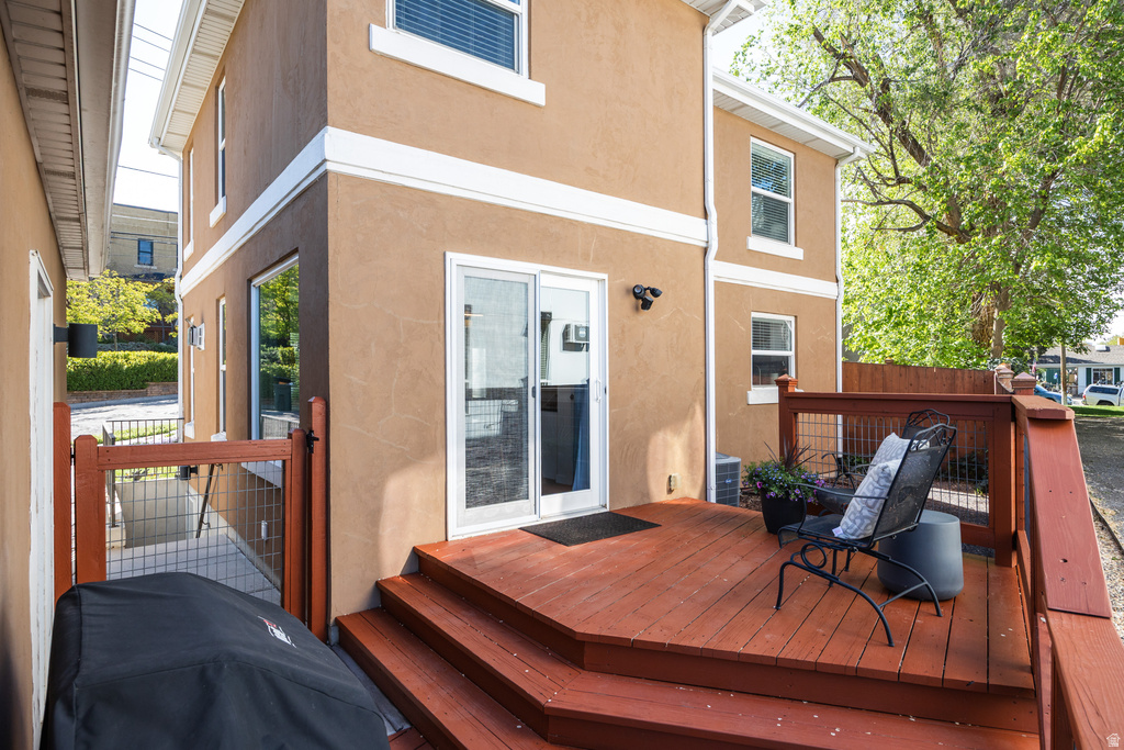 667 N WALL ST Salt Lake City, UT 84103