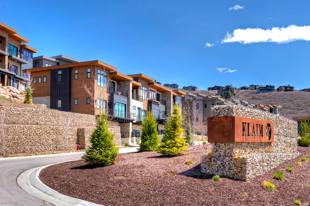 801 E KLAIM DR DR Hideout, UT 84036